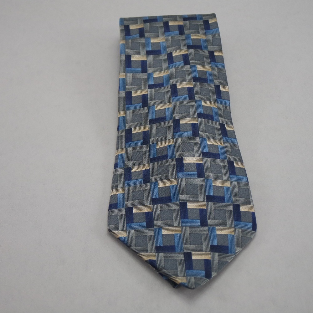 Bill Blass Grey & Blue Checks Men's Tie 4" x 60" Vintage